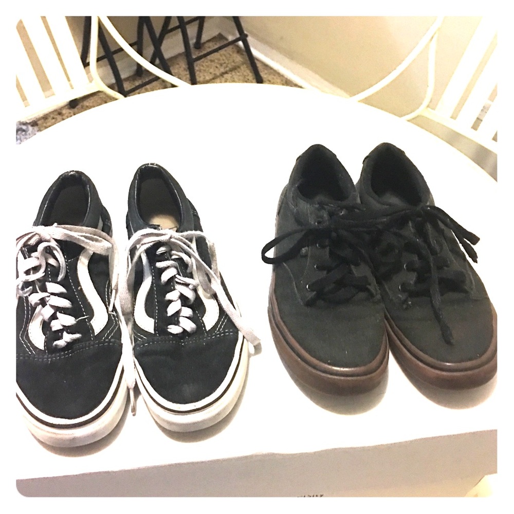 2 pairs of Vans sz3.5